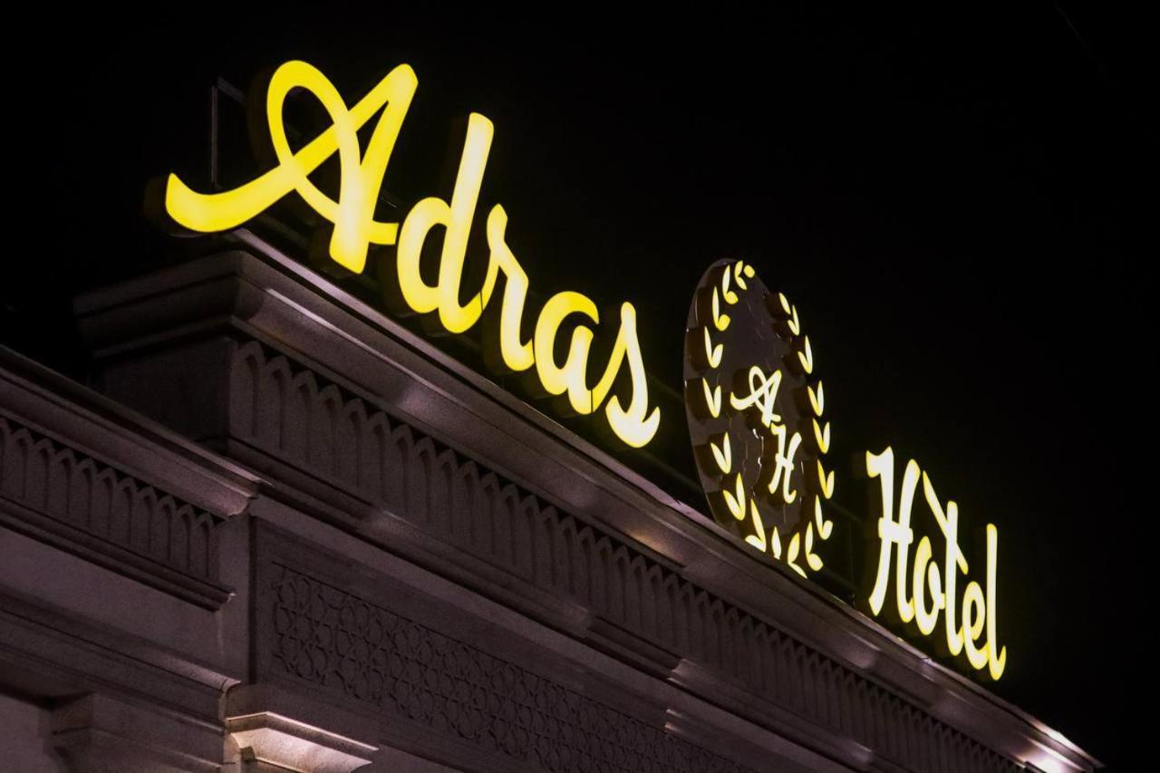 Adras Hotel Taschkent Exterior foto